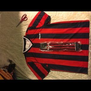 Huf shirt jersey sz small and socks